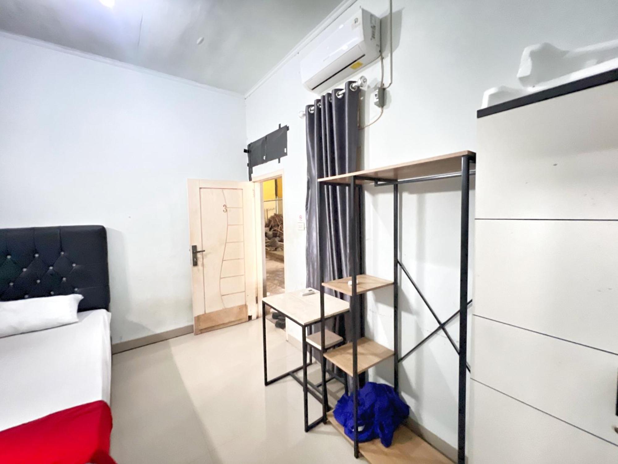 Reddoorz At Kay Residence Waydadi Lampung 반다르 람풍 외부 사진