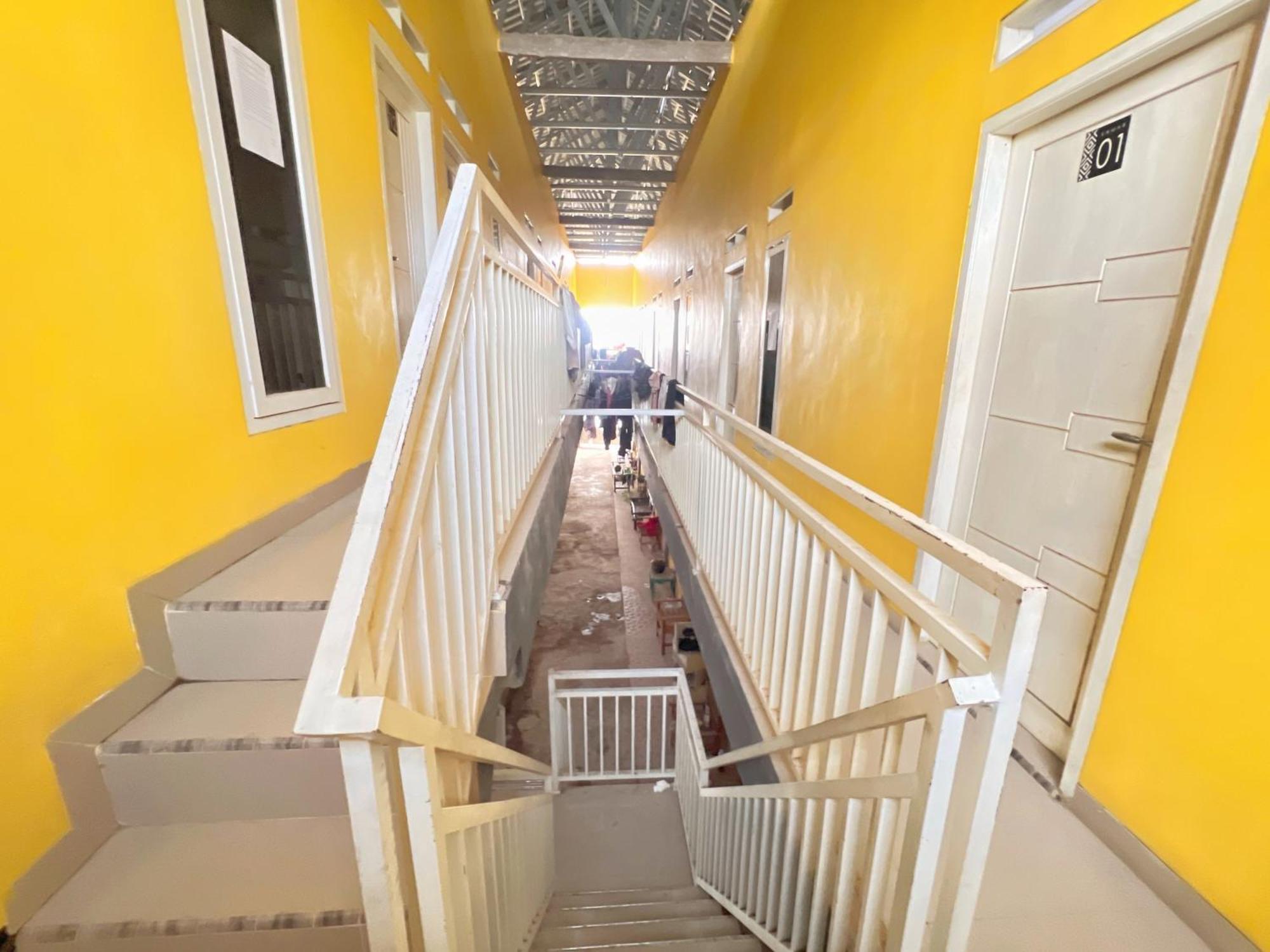 Reddoorz At Kay Residence Waydadi Lampung 반다르 람풍 외부 사진